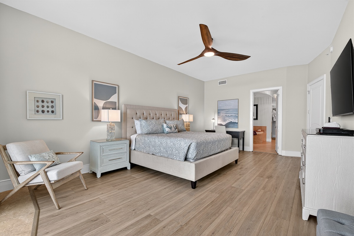 Master Bedroom, King