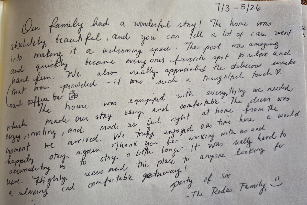 Guest's thoughtful reviews during their stay