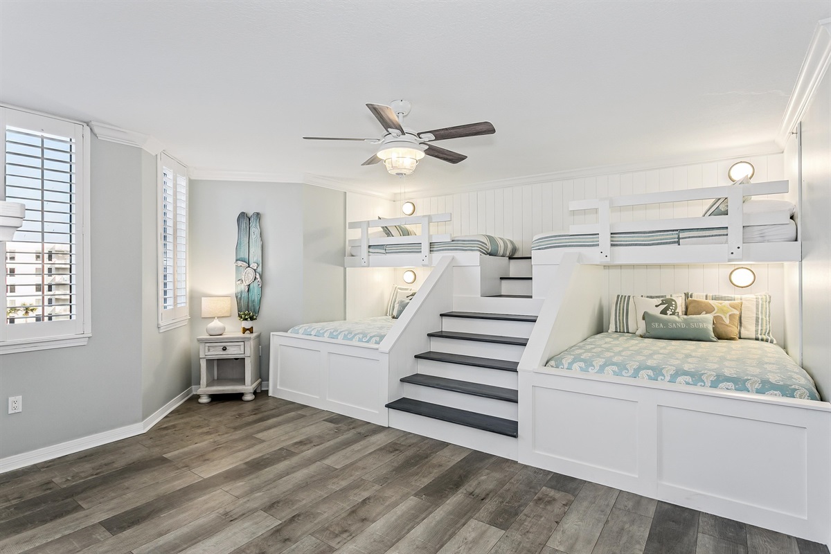 Custom Double Twin over Queen BunkBeds!