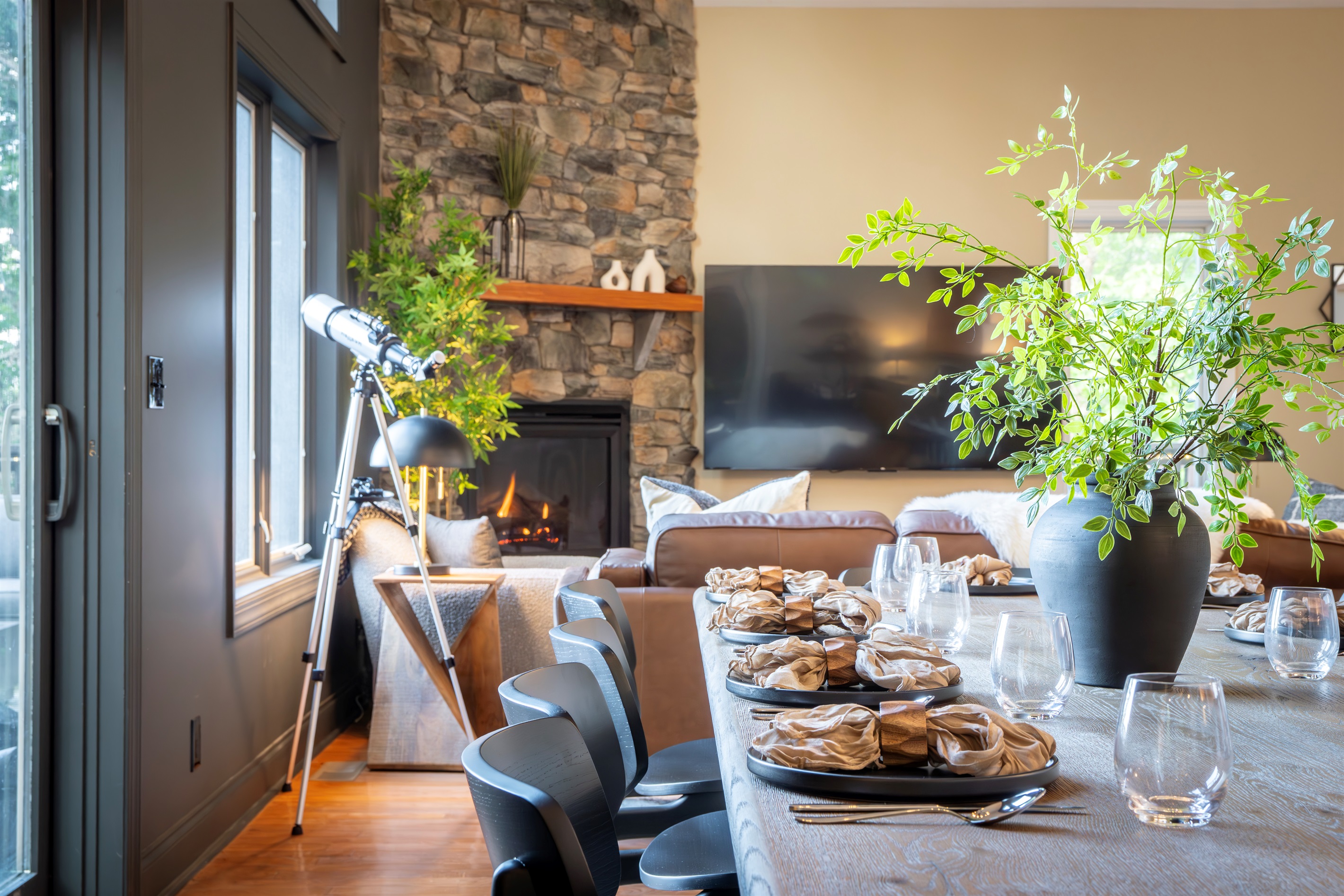 Sophisticated yet relaxed - where the forest meets the firelight, with a distant view and room to gather or gaze
