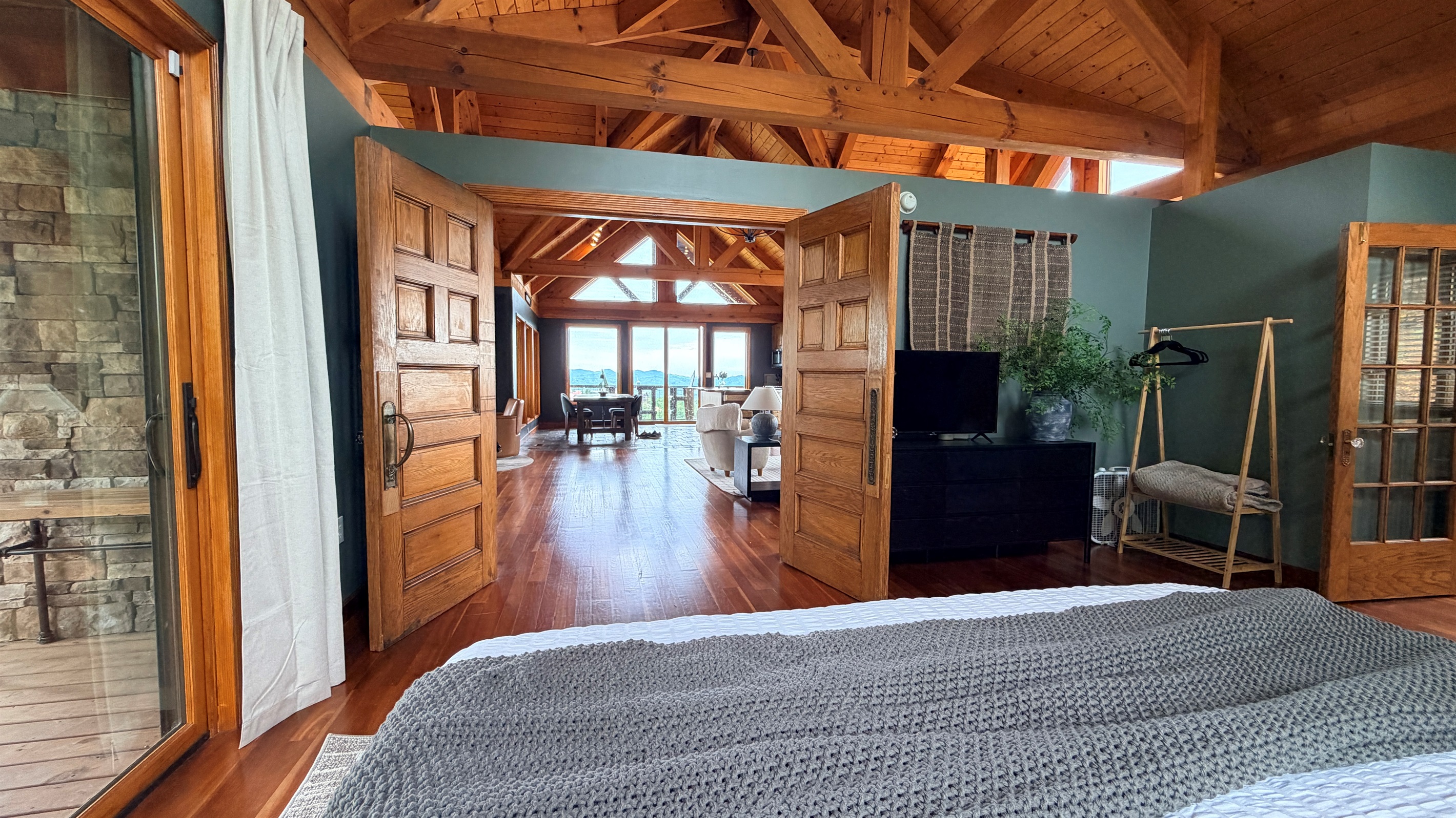 Anniversary getaway approved!