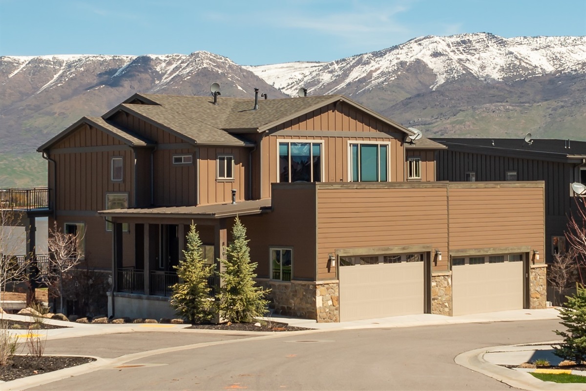 Stunning Edgewater home with breathtaking Wasatch Mountain views.