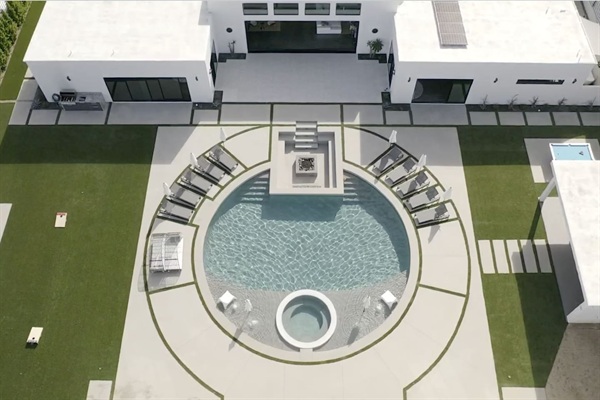 The Palm Springs life