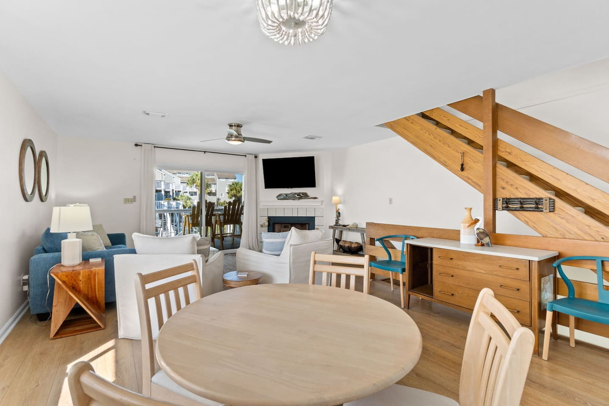 Your dining table keeps you in the middle of it all &mdash; close to the kitchen, close to the living room, right where you want to be.