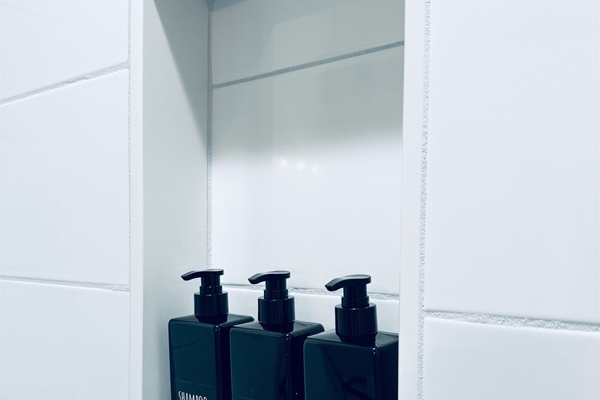 Bathroom amenities