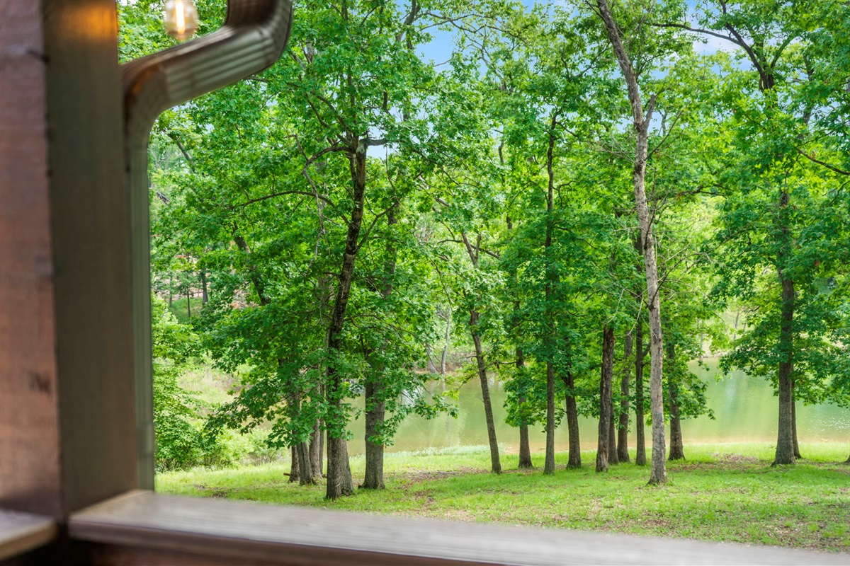 Lakefront cabin