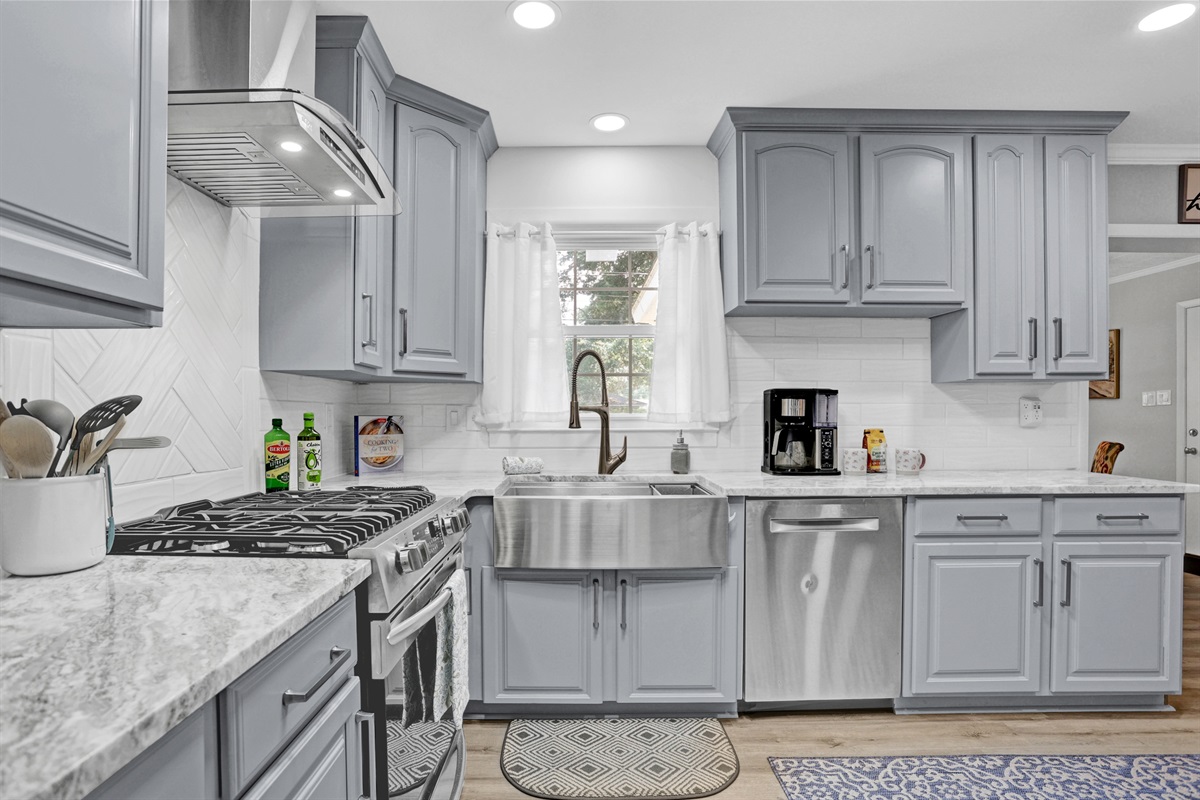Sleek stainless steel essentials for easy home cooking.