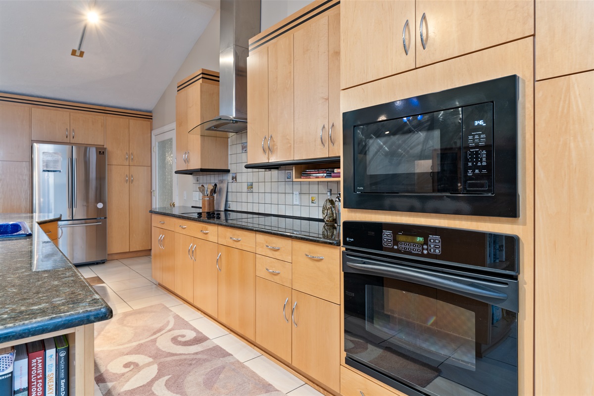 Open spacious kitchen-main floor