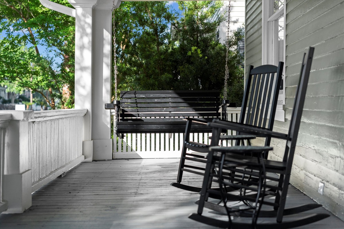 187abd05f3ba48c39353a2aaf8d51c9b Large | Beachhouse | Texas | TX | Vacation Homes | Galveston | Crystal Beach | Kokomo | Breezy Days | Beachfront Elegance | Sunrise Serenity | Southern Sands Property Management, LLC