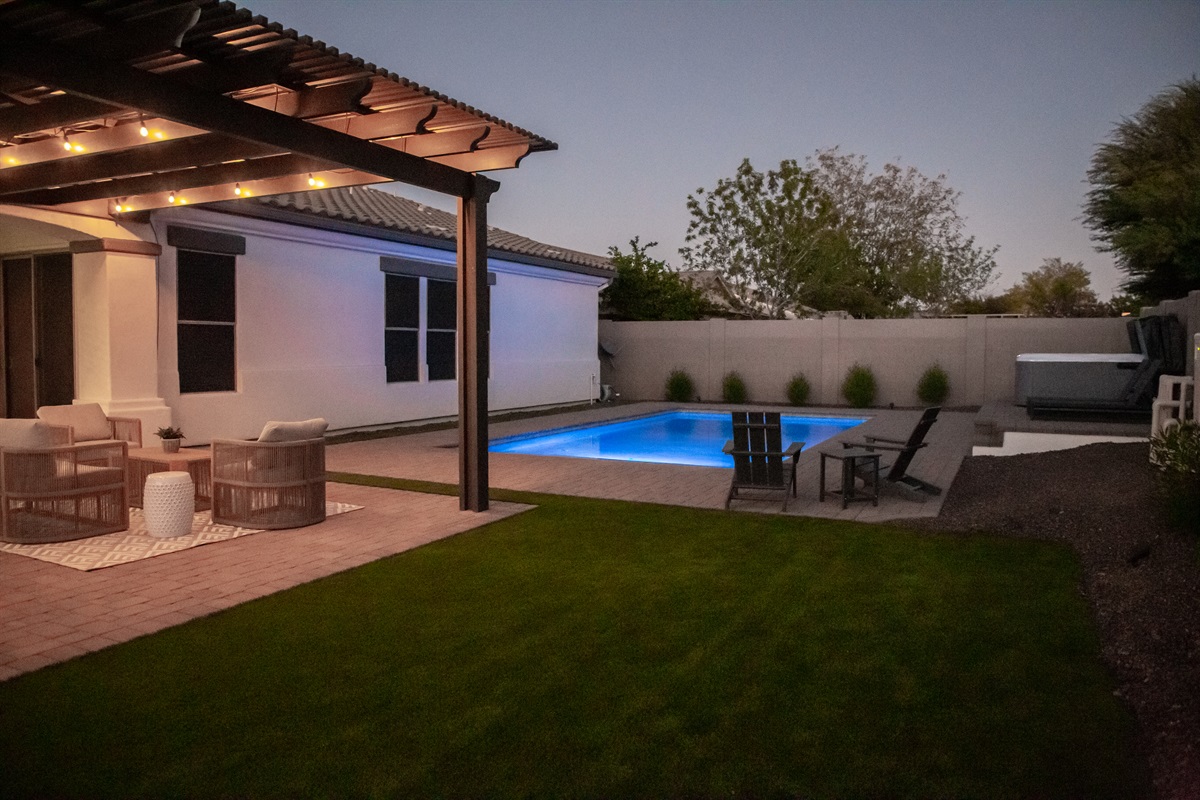 Luxe Haven Desert – 5BR • FREE Pool Heat — Luxe Haven Desert – 5BR • FREE Pool Heat | Hot Tub, Queen Creek, Arizona — photo 67