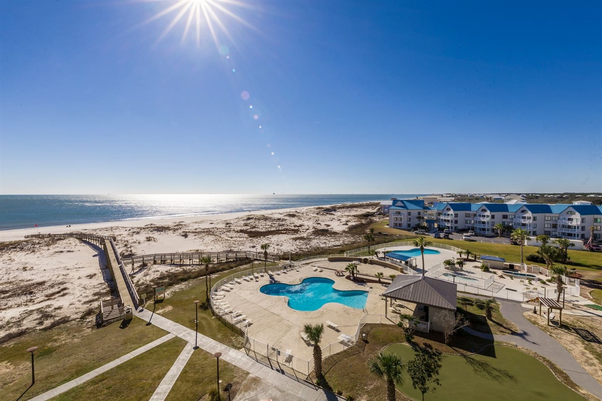 Pool and Beach!