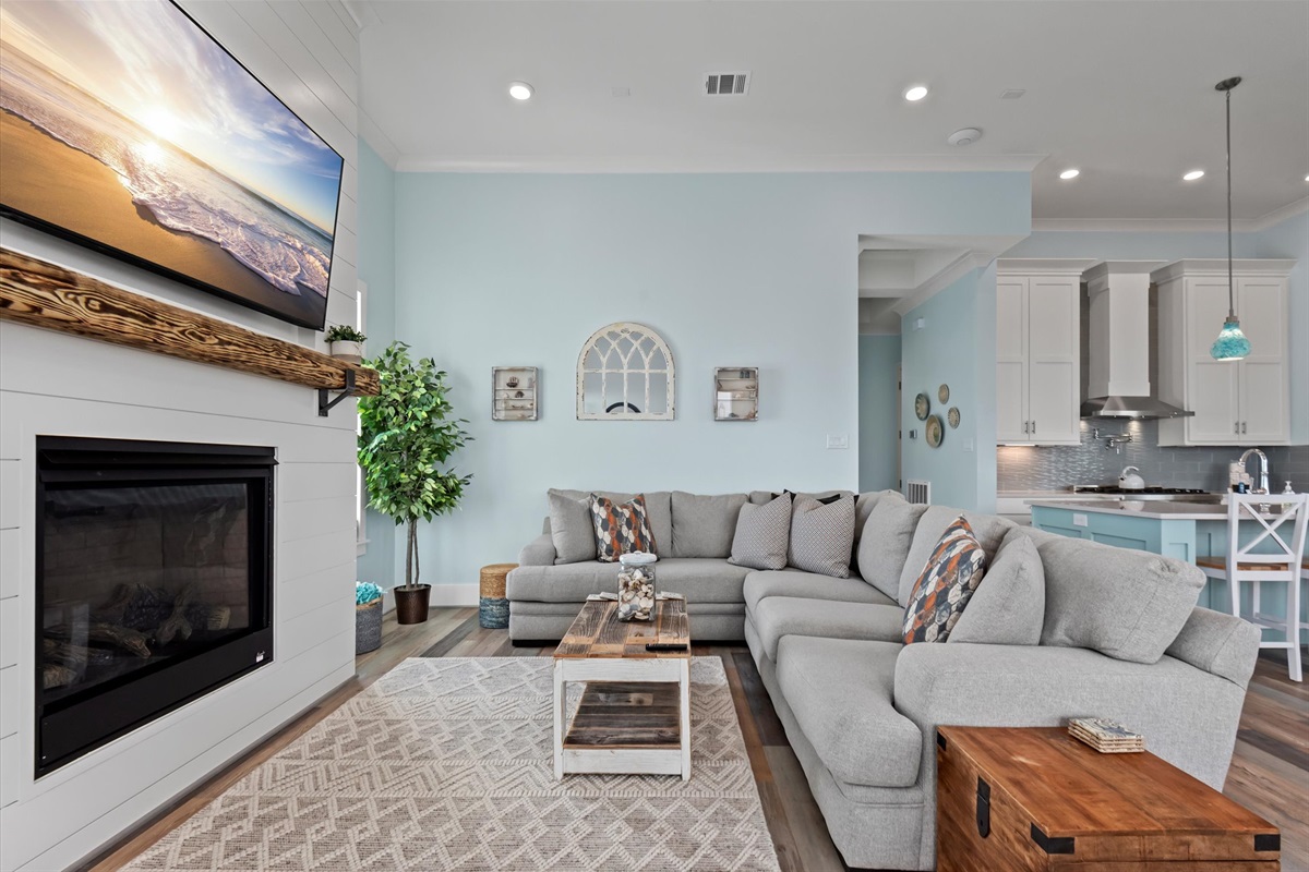 187d8b3191a84180a6853b6f56e7f7f5 Large | Beachhouse | Texas | TX | Vacation Homes | Galveston | Crystal Beach | Kokomo | Breezy Days | Beachfront Elegance | Sunrise Serenity | Southern Sands Property Management, LLC