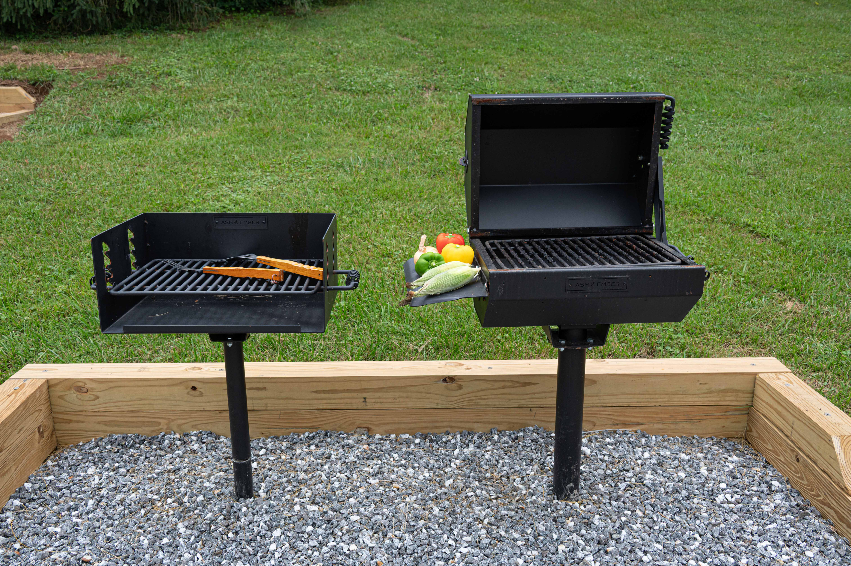 Grill area: Sizzle up delicious meals in our outdoor grilling paradise! Perfect for gatherings!