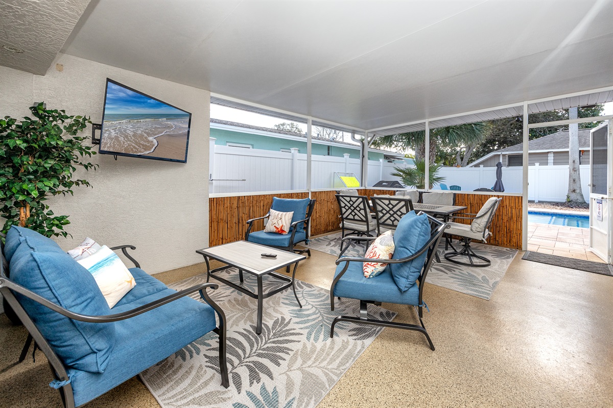 Outdoor Living with a smart TV and by the POOL!