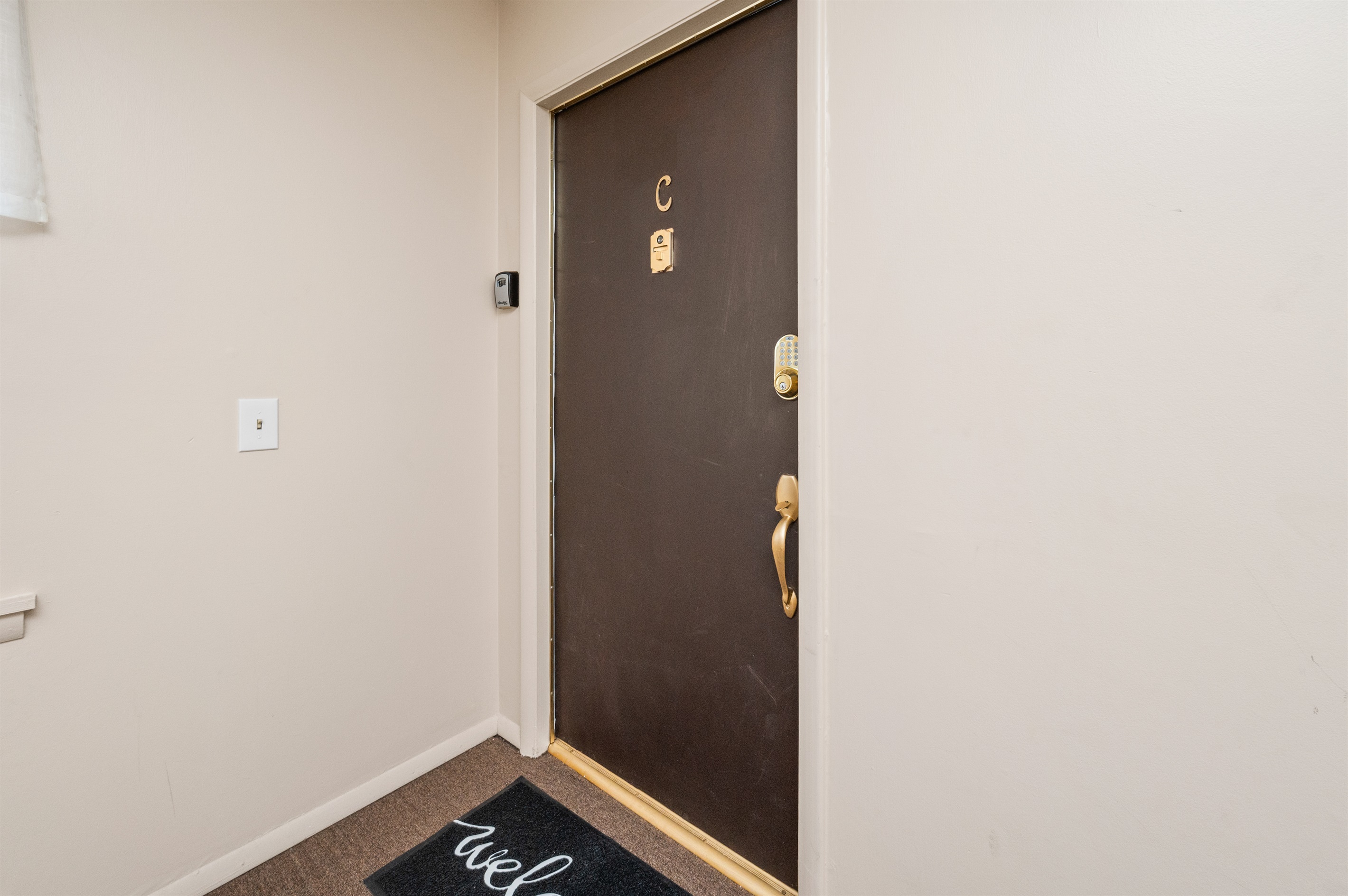 Welcome to Beacon Grove Retreat apartment C! The smart lock and private entry make for an easy, breezy check-in experience