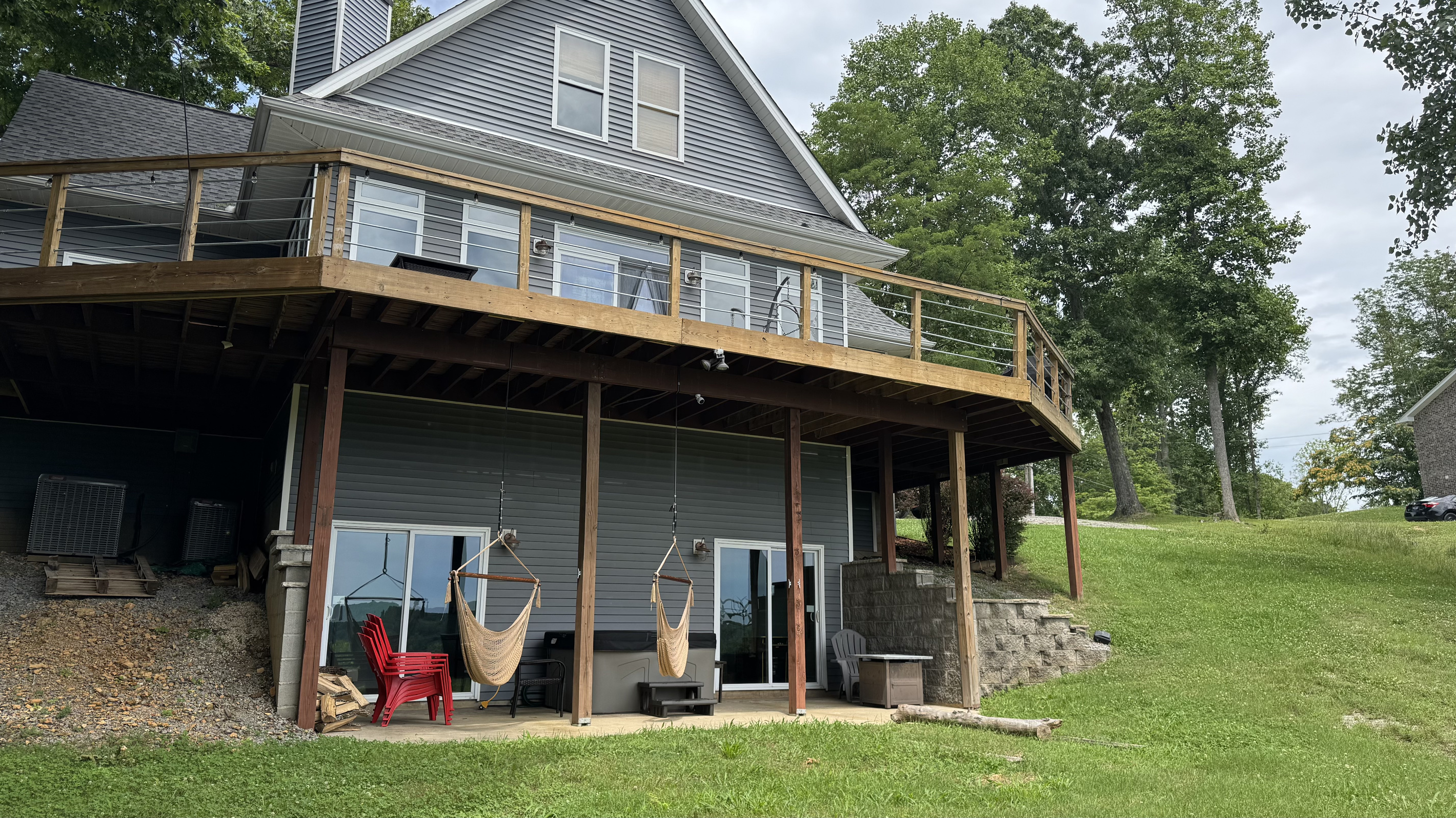 Swings, Hot tub, Fire pit, and VIEWS!
