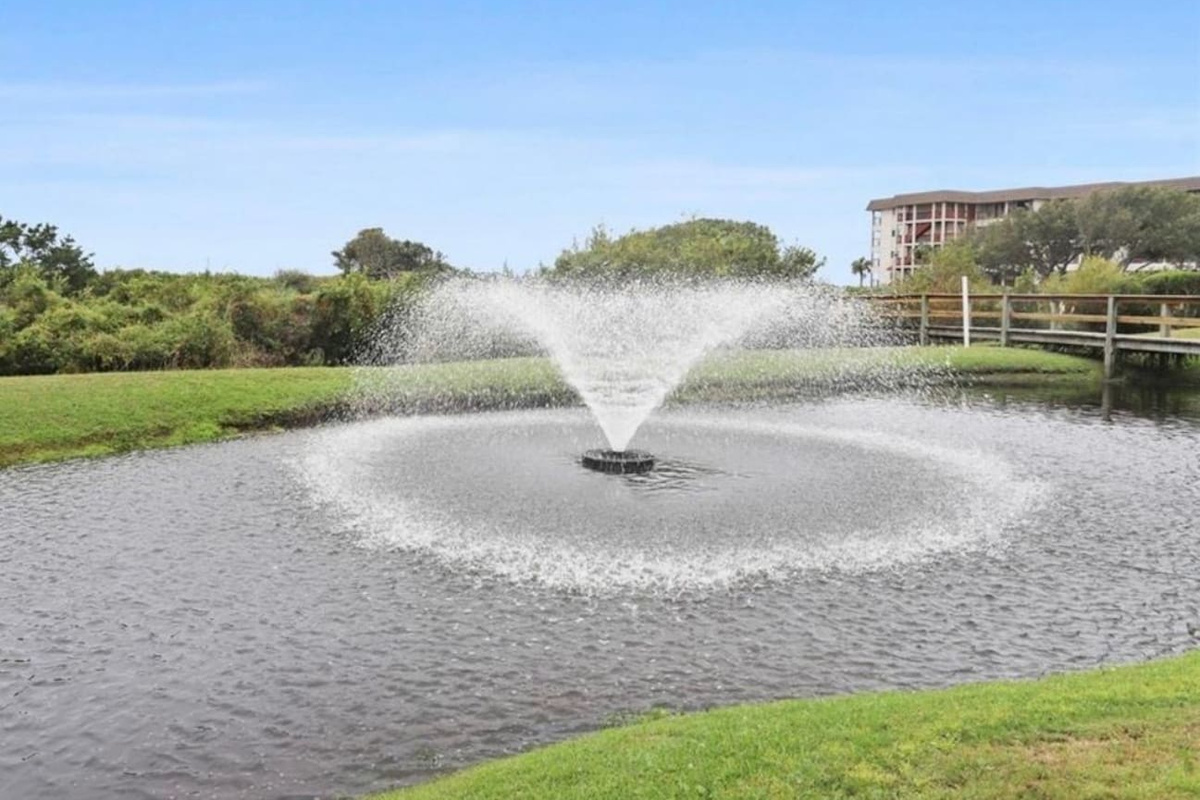 Fountain on the resort grounds