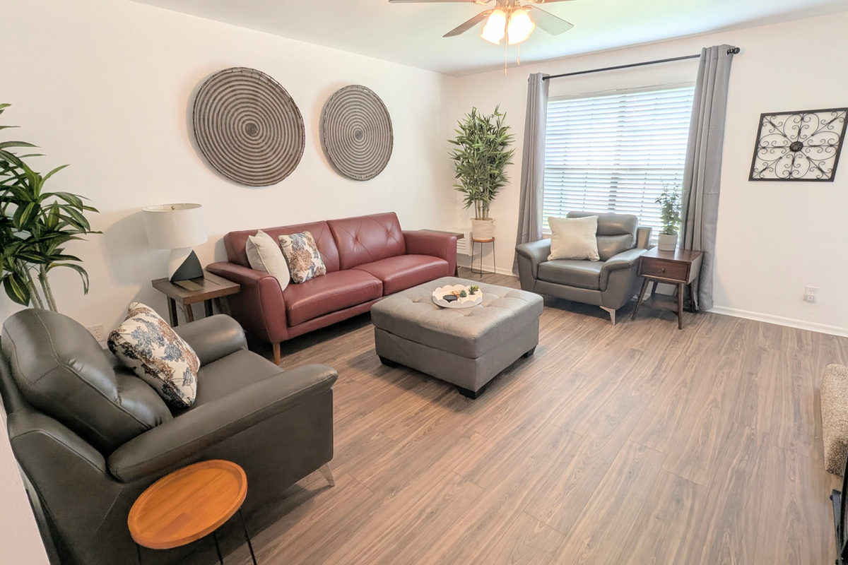 Relax here with your entire group!