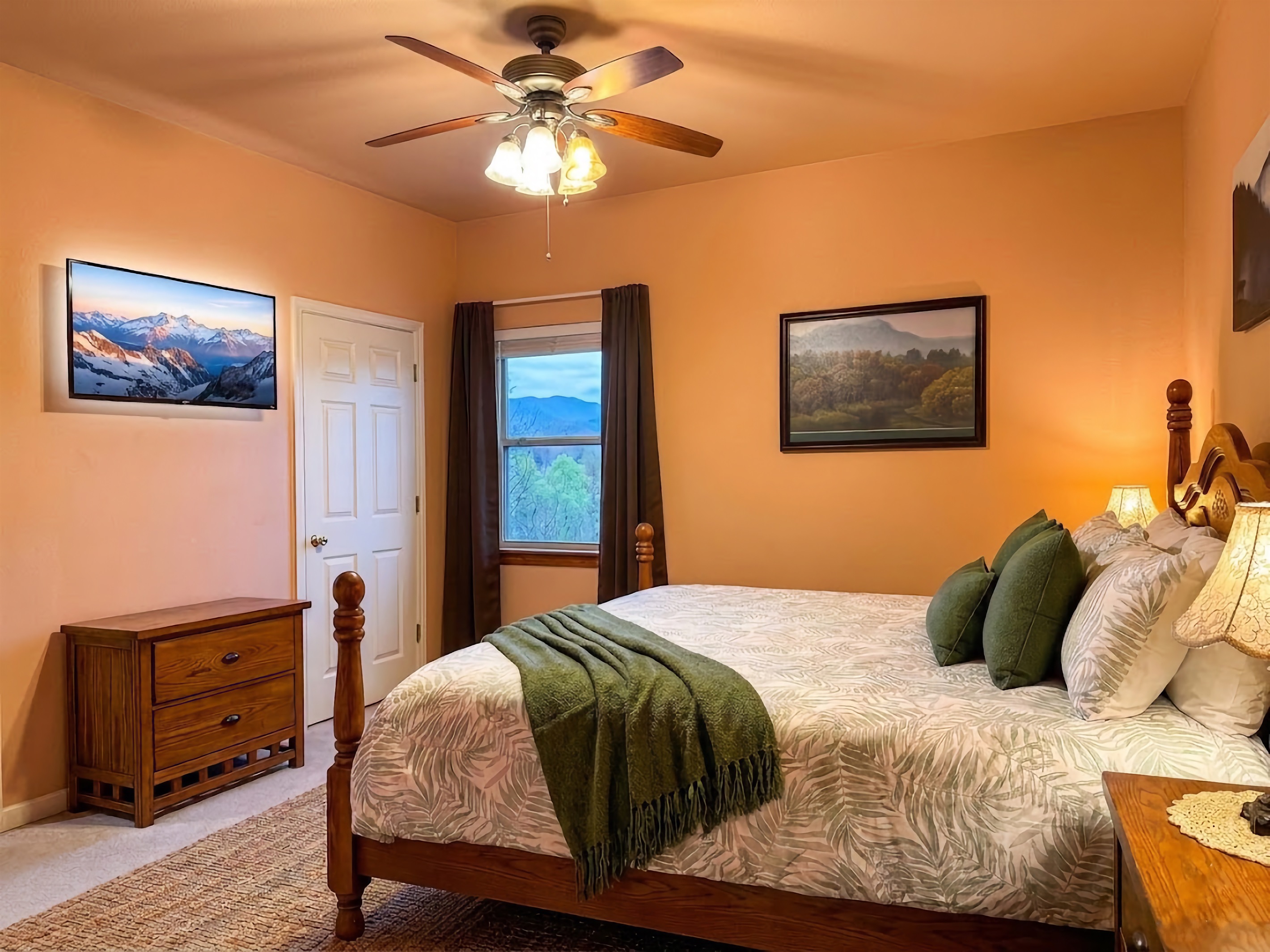 Bedroom 5 - a comfy king bed on the lower level