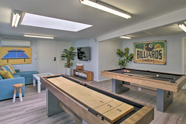 Game Room | Pool Table | Skylight