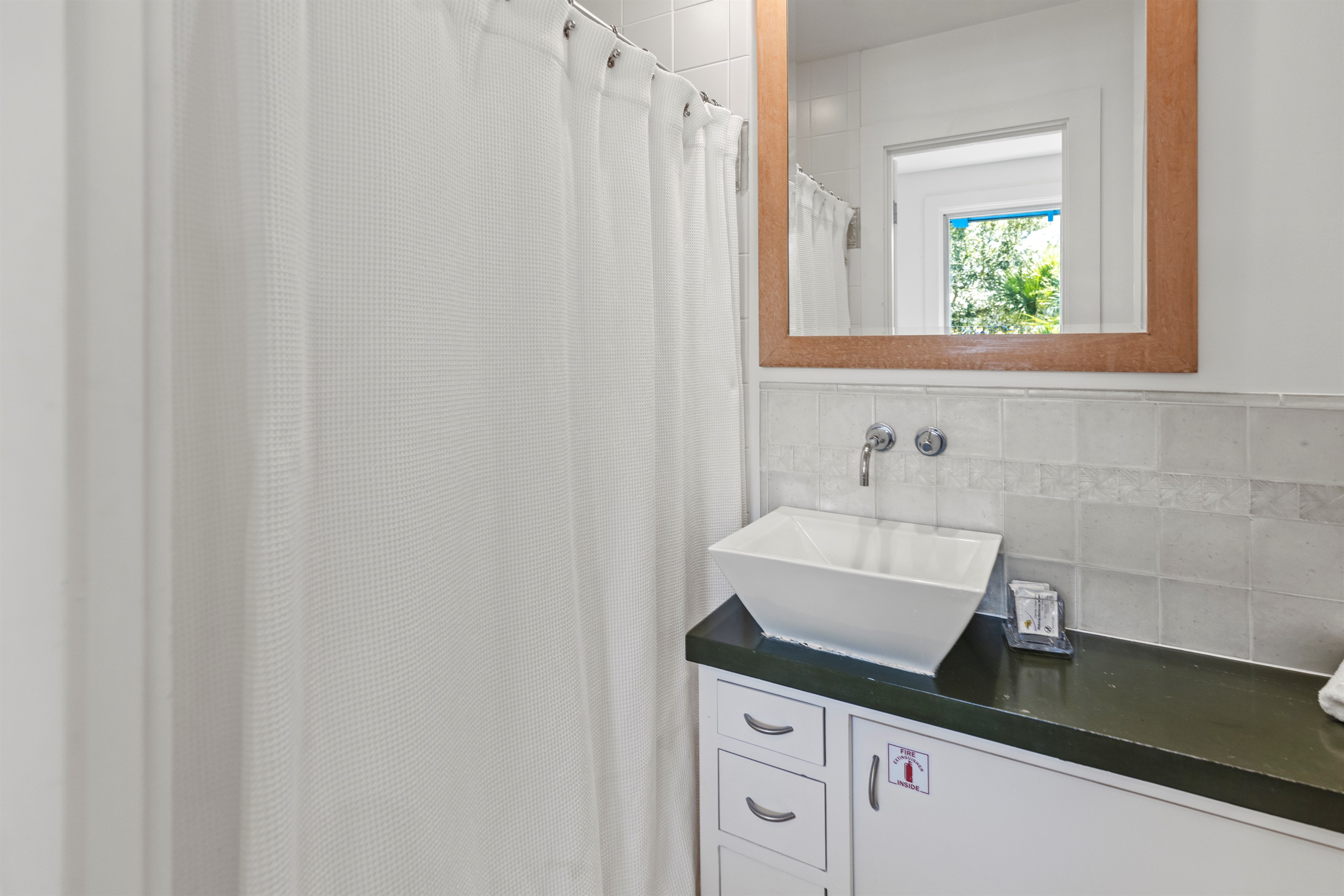 2nd Bathroom