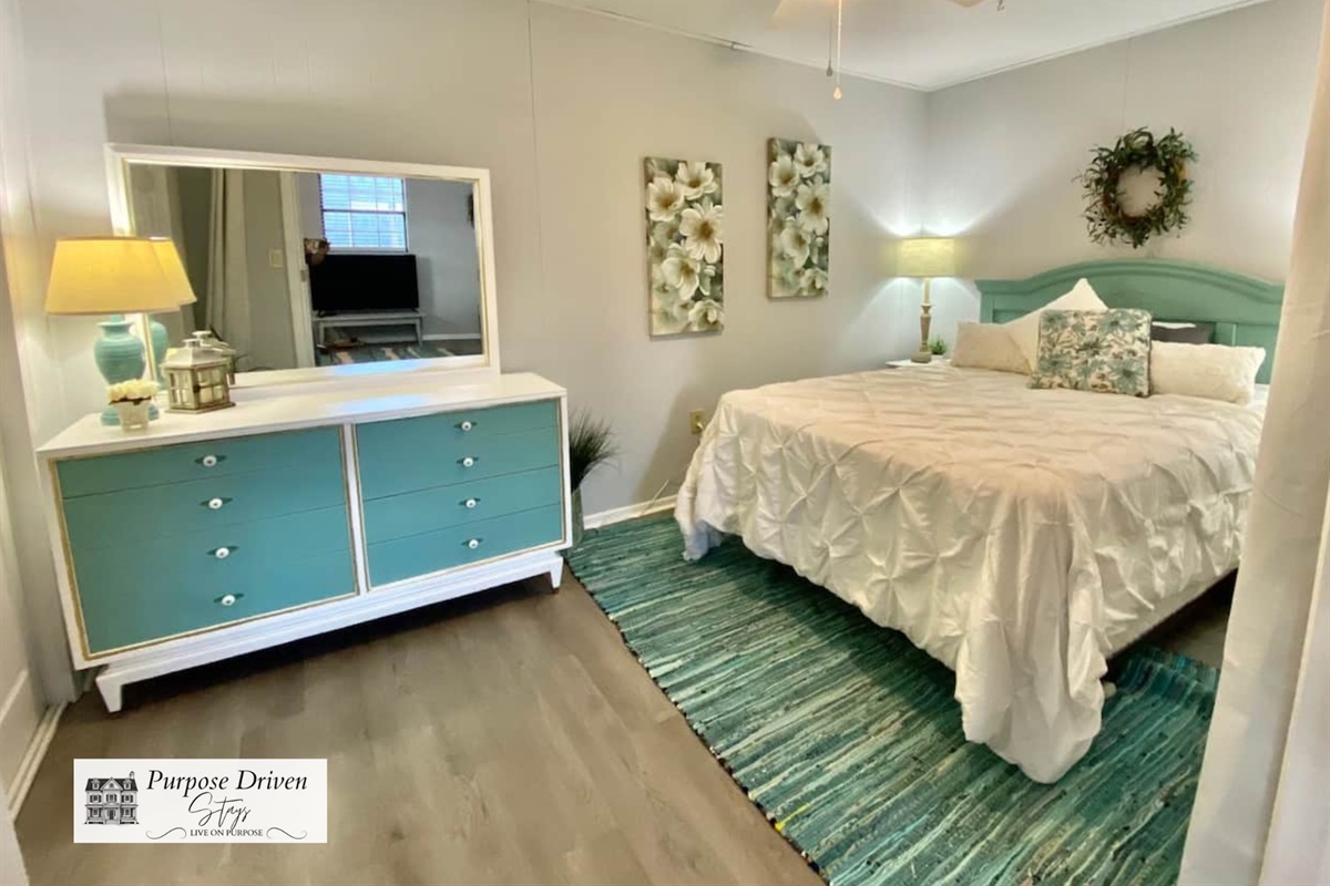 Comfortable bed for a great night's sleep!