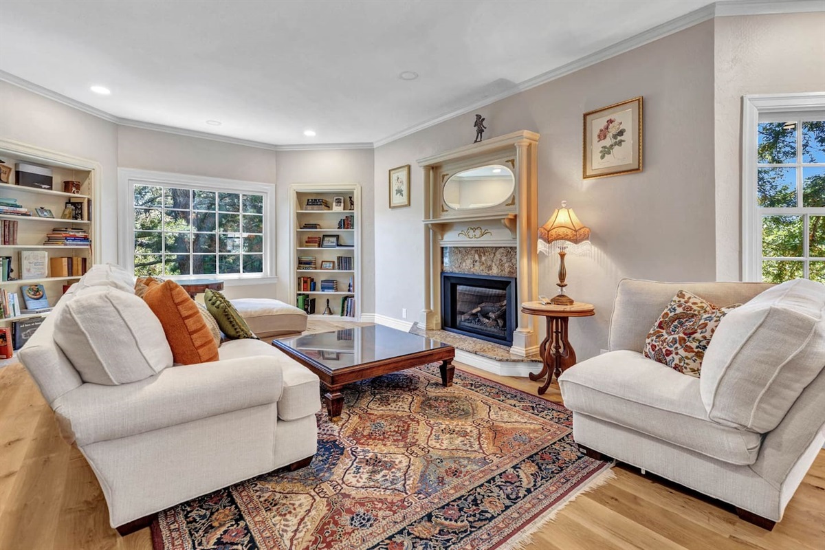 Second living room.