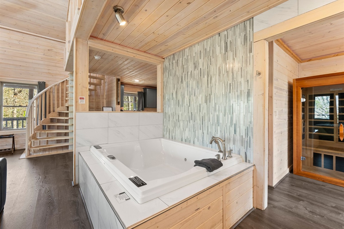 Soothing Two-Person Jacuzzi Experience