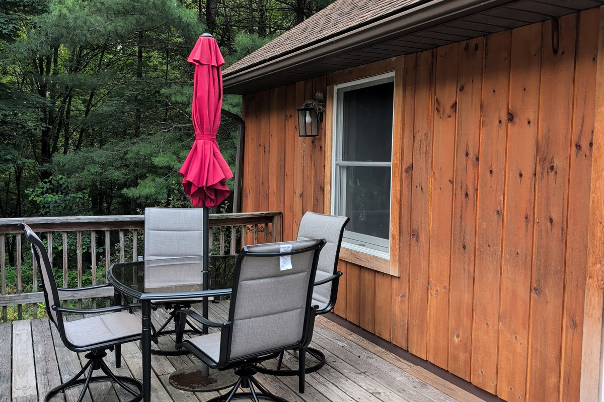 Outdoor dining on front porch
