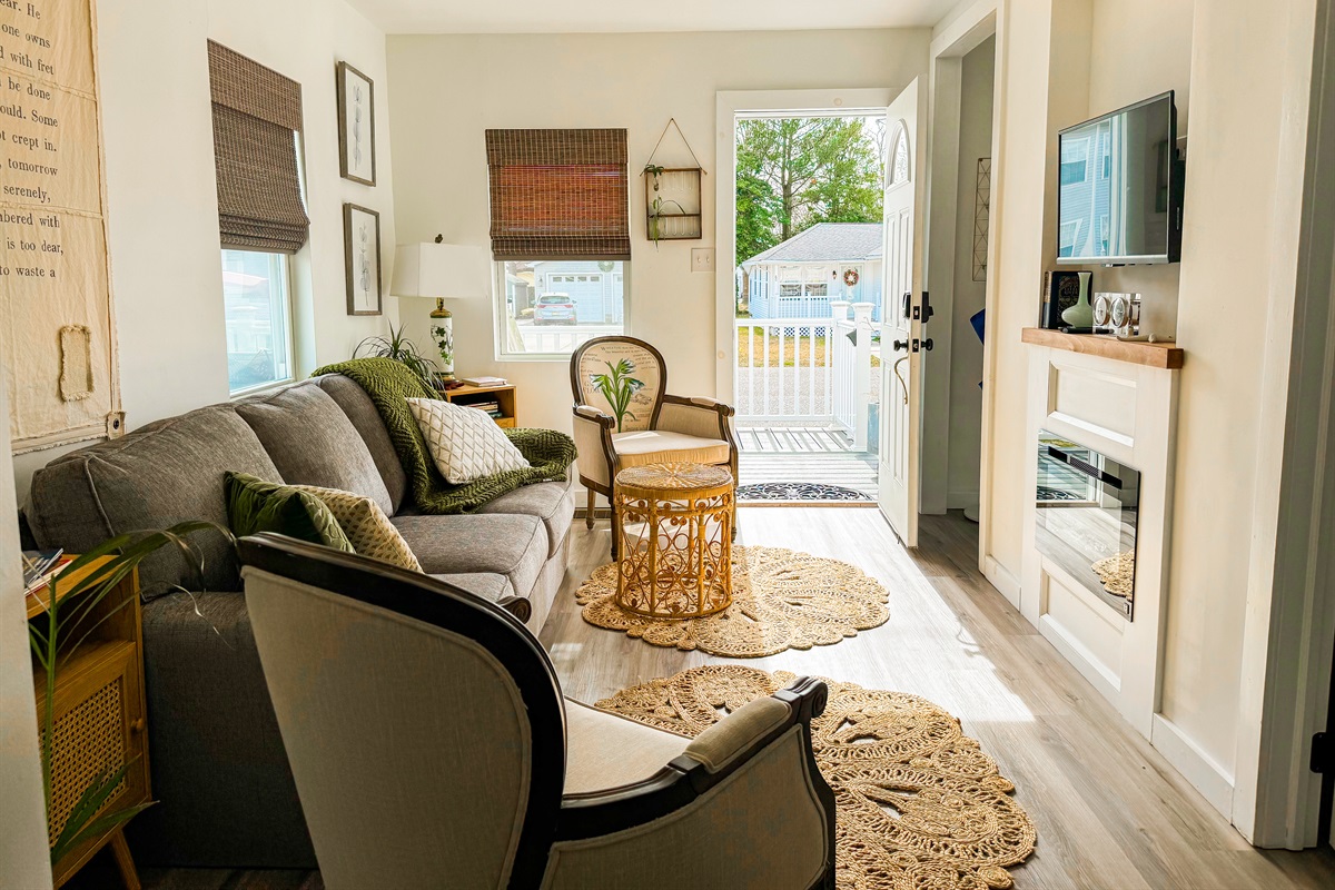 New sofa!! way more comfy then the last one 😊