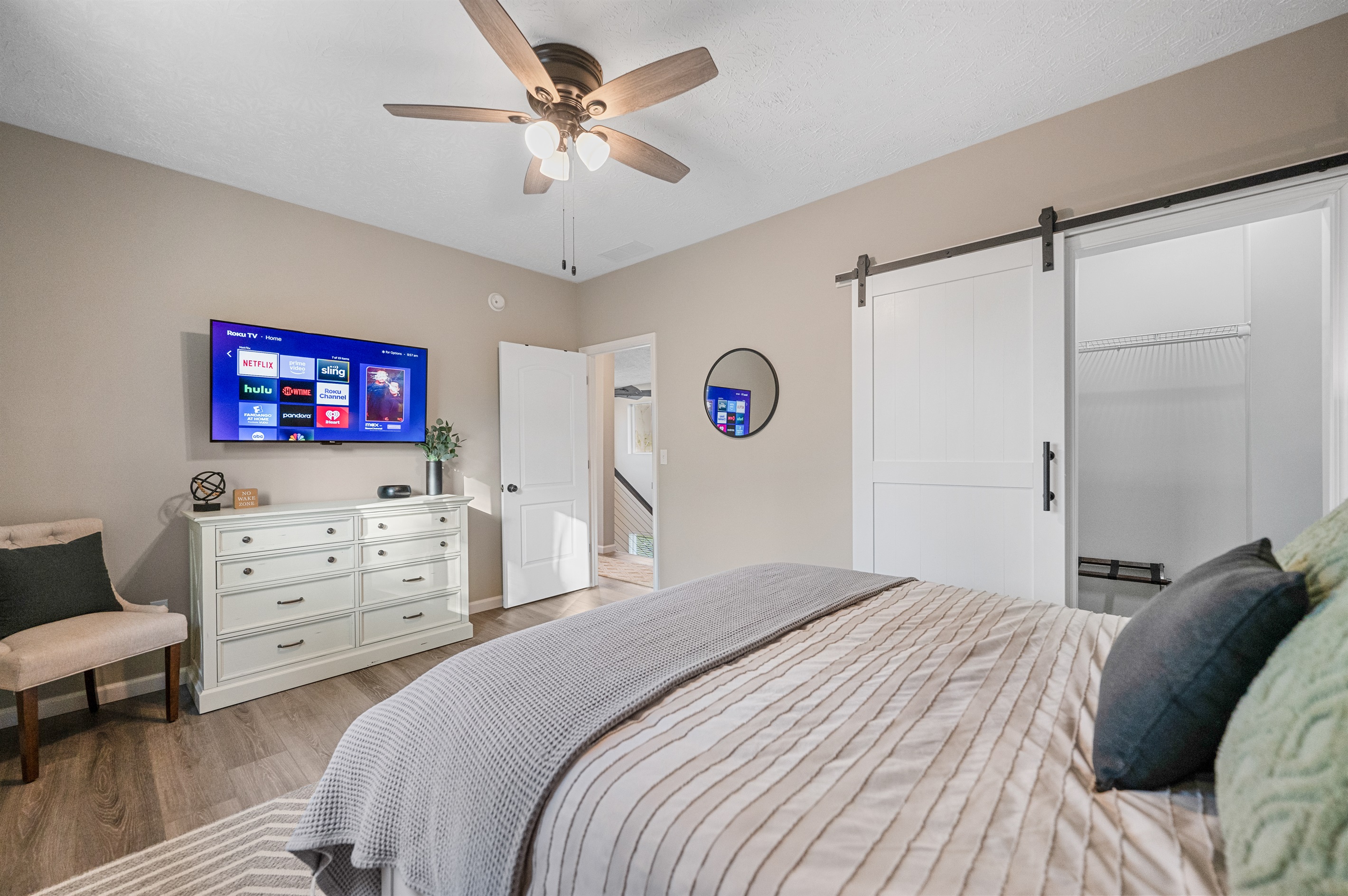 Unwind with a 50-inch smart TV, perfect for streaming your favorite shows after a day on the lake.