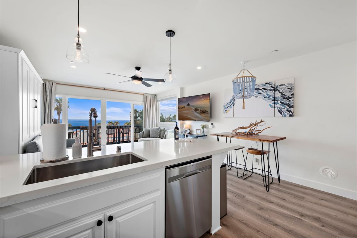 Ocean view even from the kitchen :)