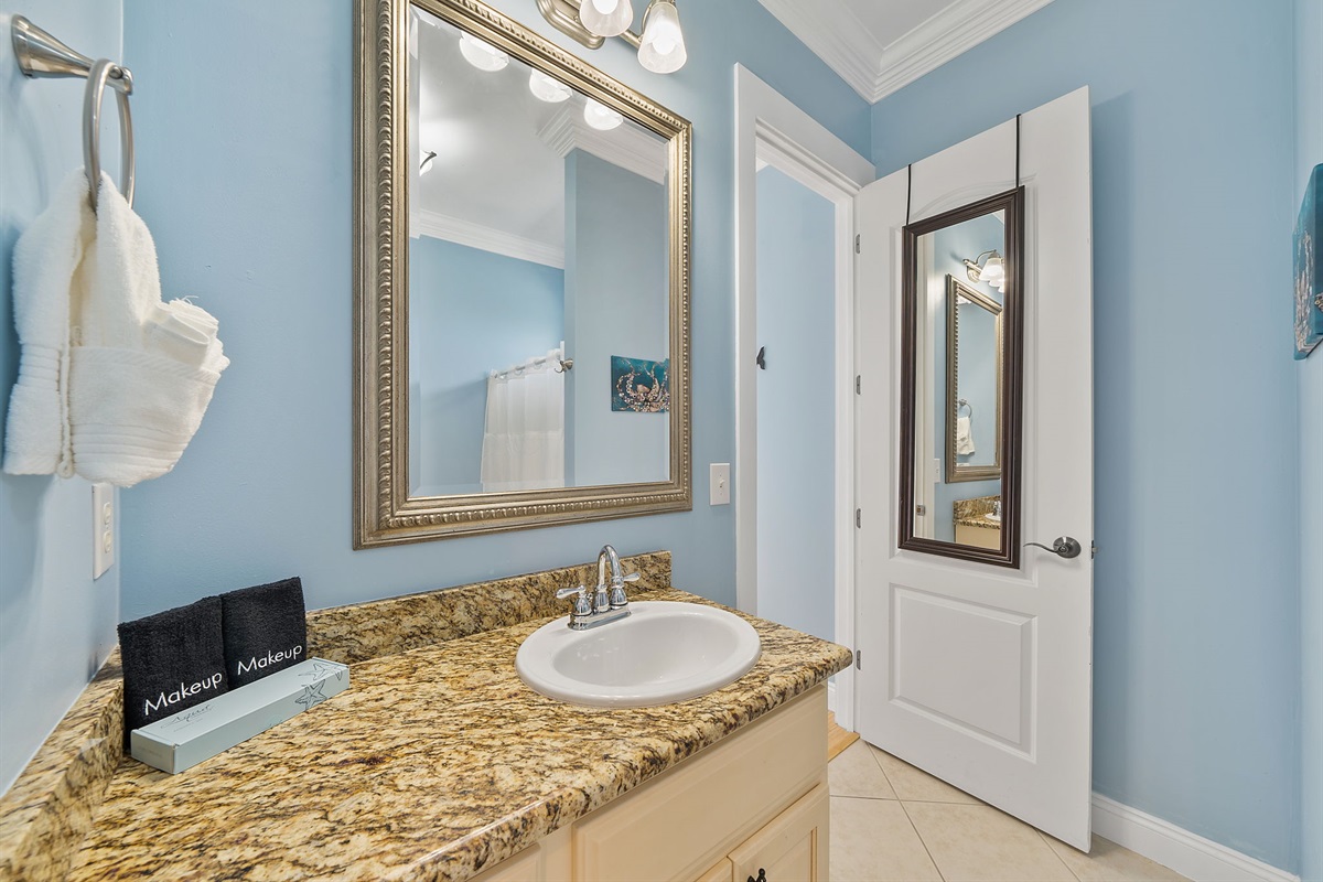 Private bathroom attached to 2nd bedroom