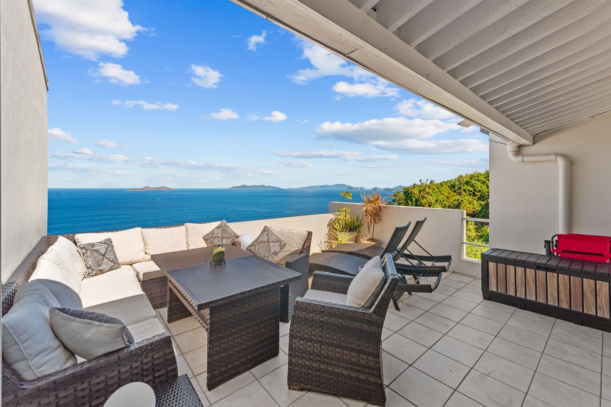 Large patio with ample seating room!