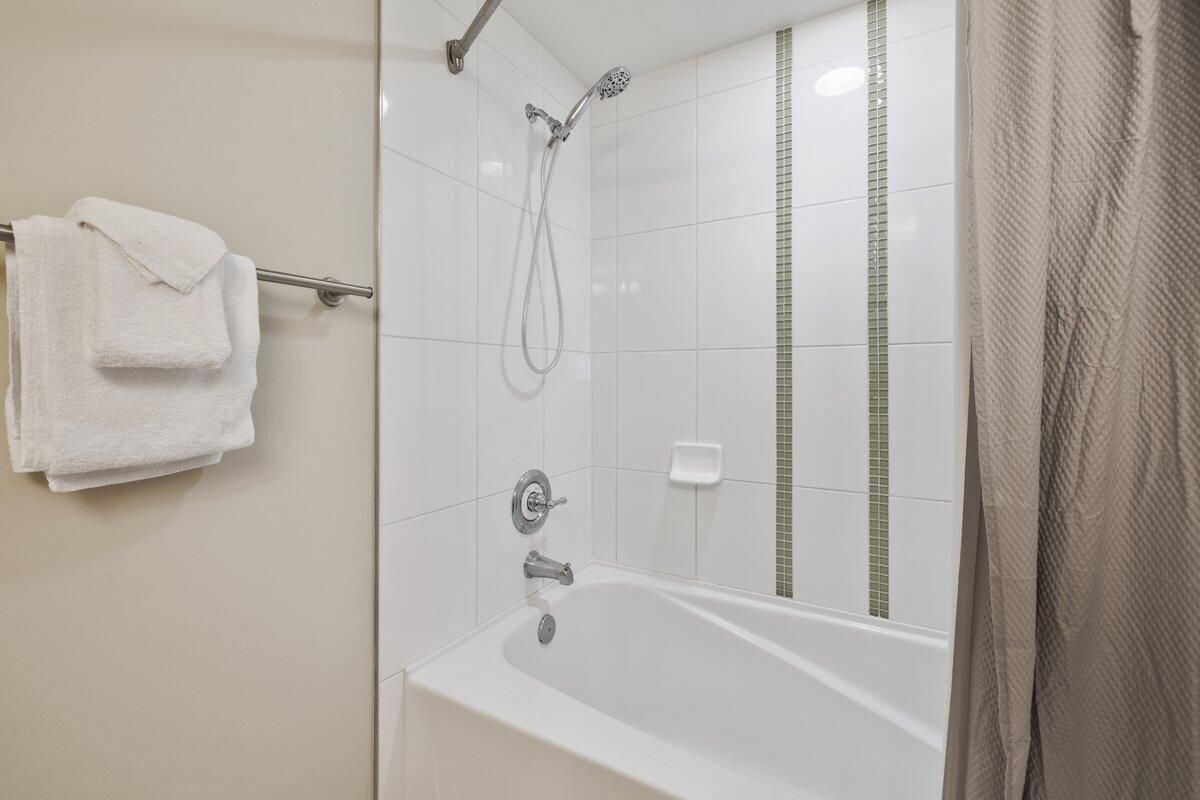 Tub/Shower Combo