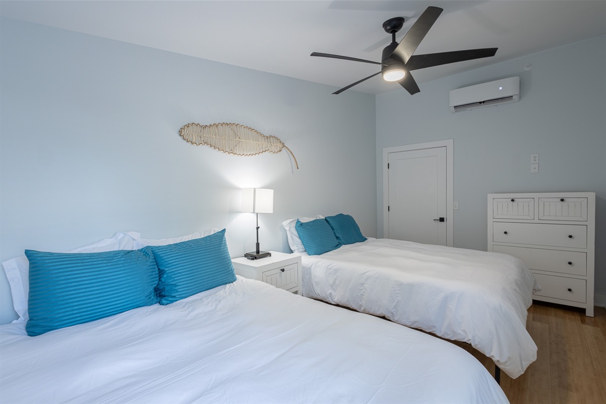 Guest Bedroom 2-Queen Beds