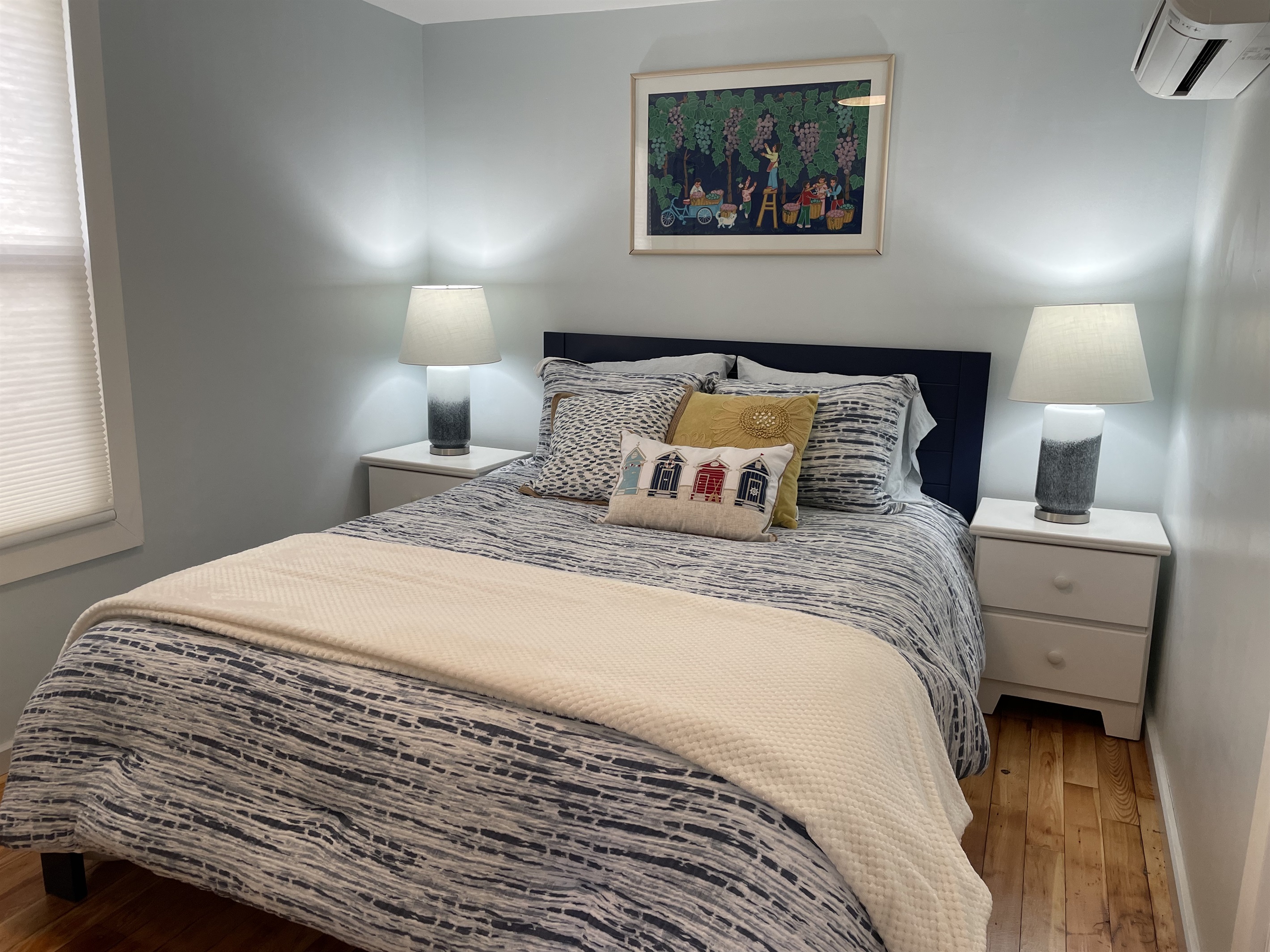 1st floor Queen bedroom #2