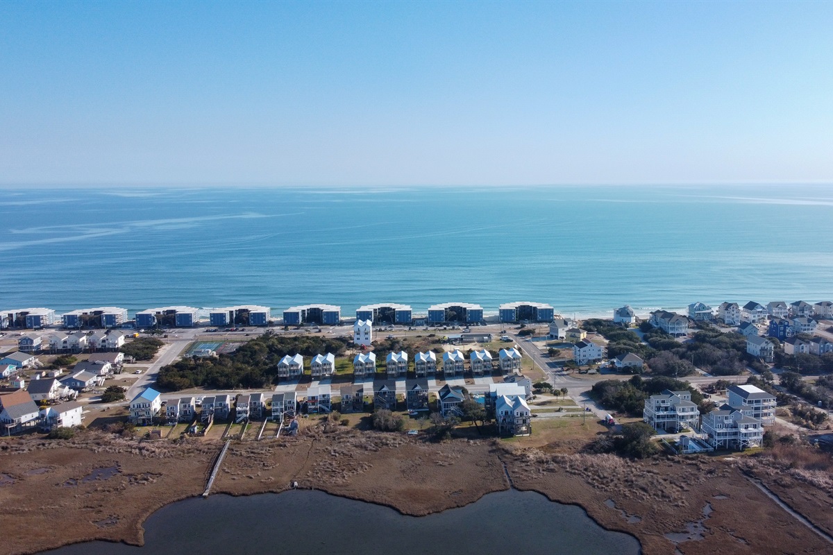 Topsail Reef lining the oceanfront