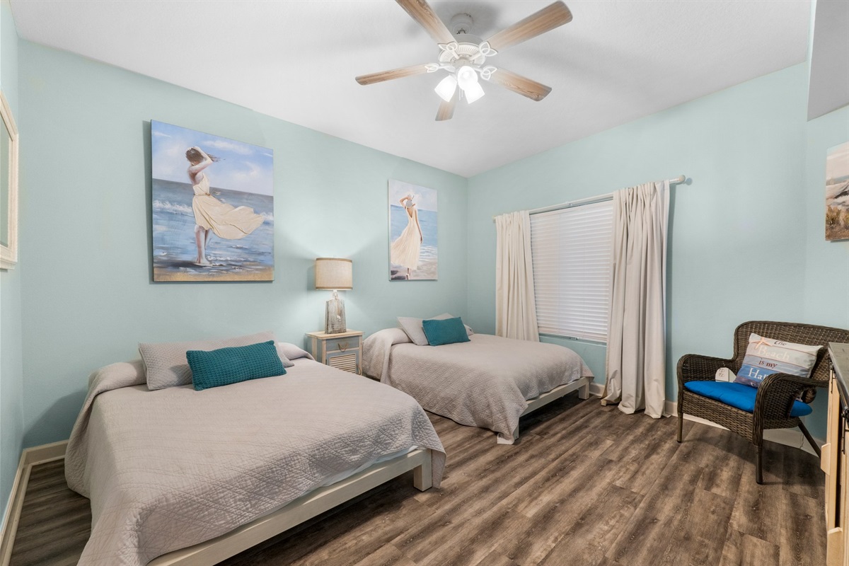 Guestroom with 2 Queen Beds