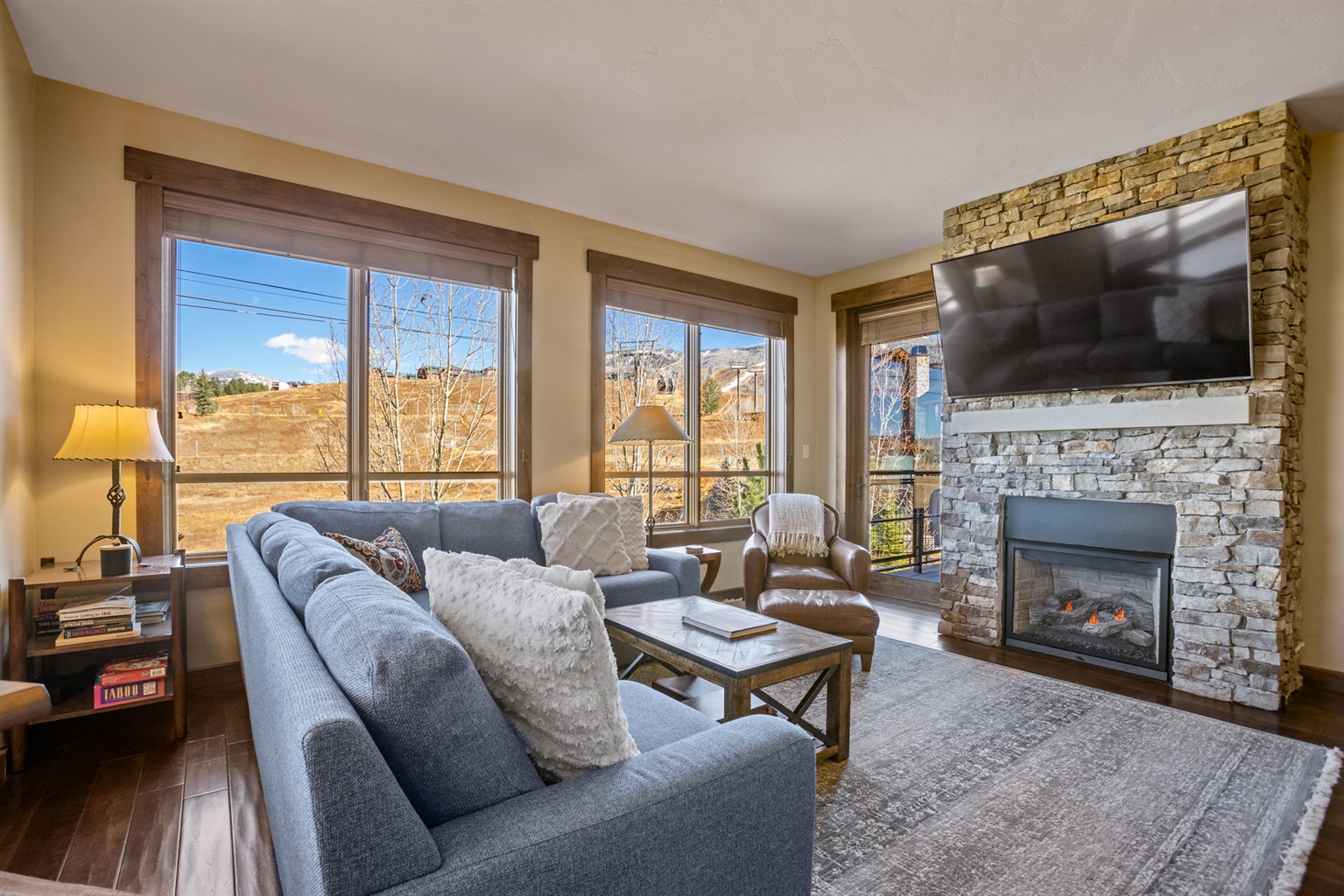 Living Room with Fireplace & TV