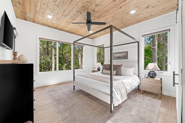 Luxurious king suite with ensuite