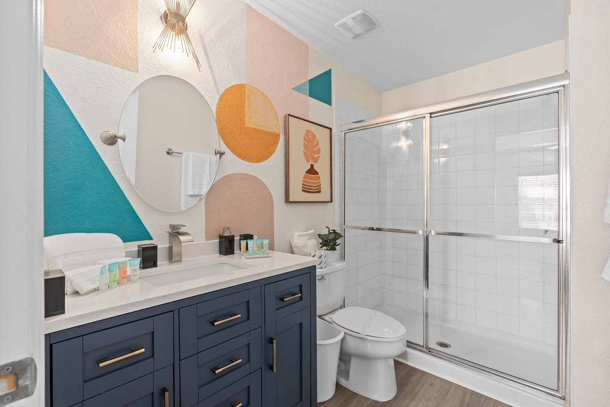 Master Bath 2-1st Floor-En Suite