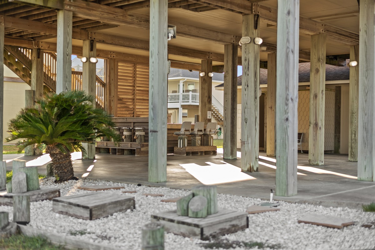 1995225738714155a87401877c3744ee Large | Beachhouse | Texas | TX | Vacation Homes | Galveston | Crystal Beach | Kokomo | Breezy Days | Beachfront Elegance | Sunrise Serenity | Southern Sands Property Management, LLC