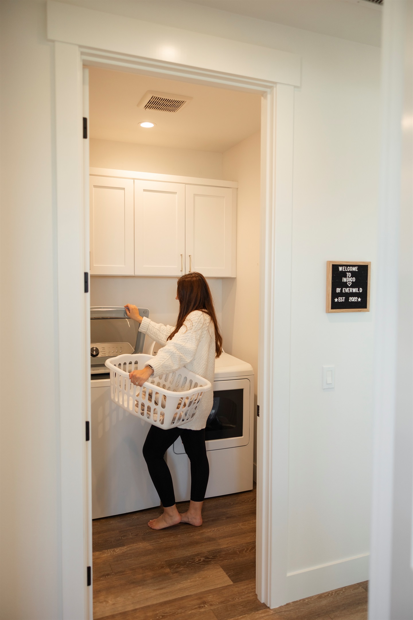 {Laundry Room} Rinse, refresh, repeat — the perfect spot to wash away the sand after a day at the beach.