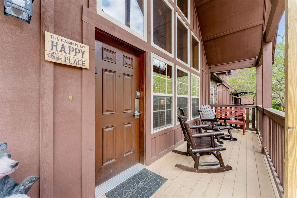 Step outside, breathe in that Ozark air and slow down for a while. The covered front porch is made for easy vacation mornings.