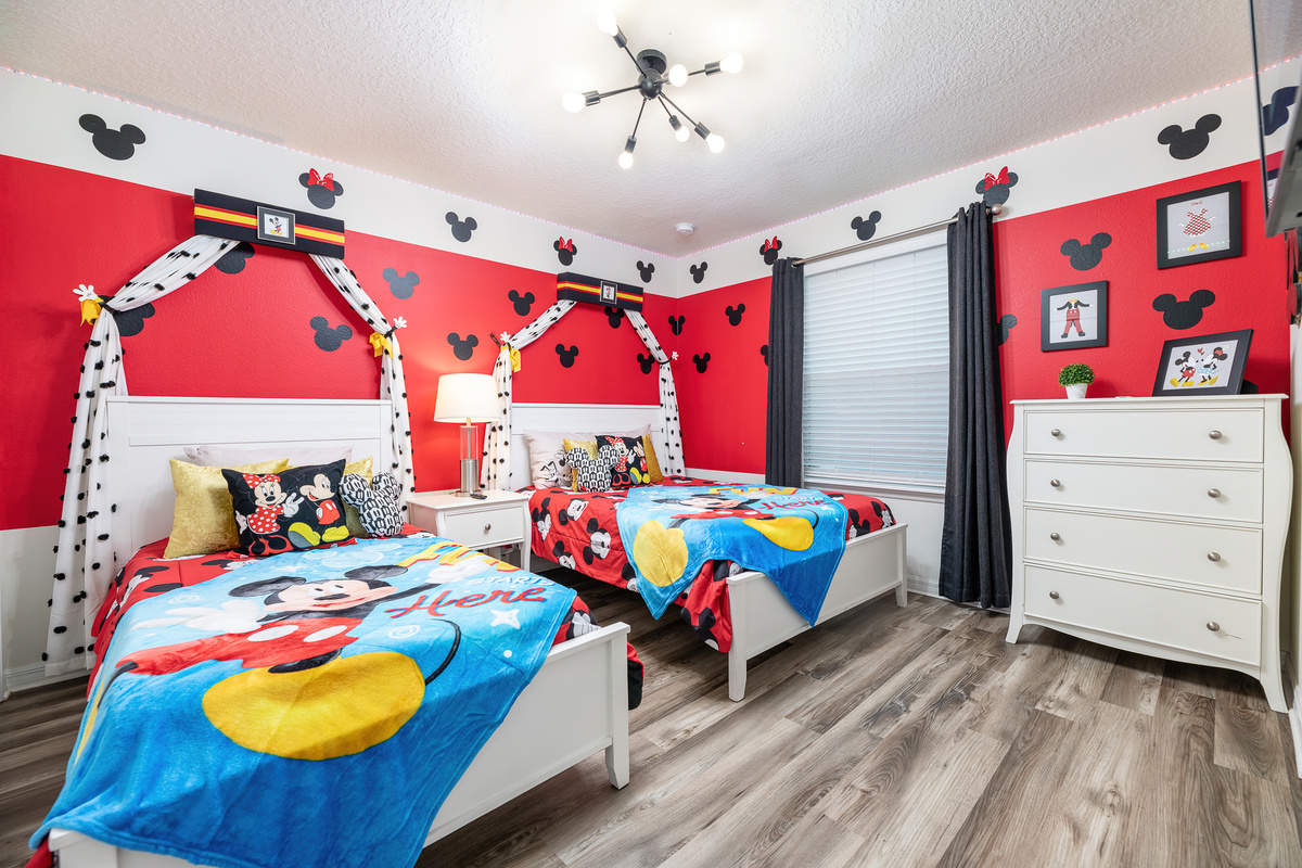 Mickey Mouse Bedroom with two Twin Beds