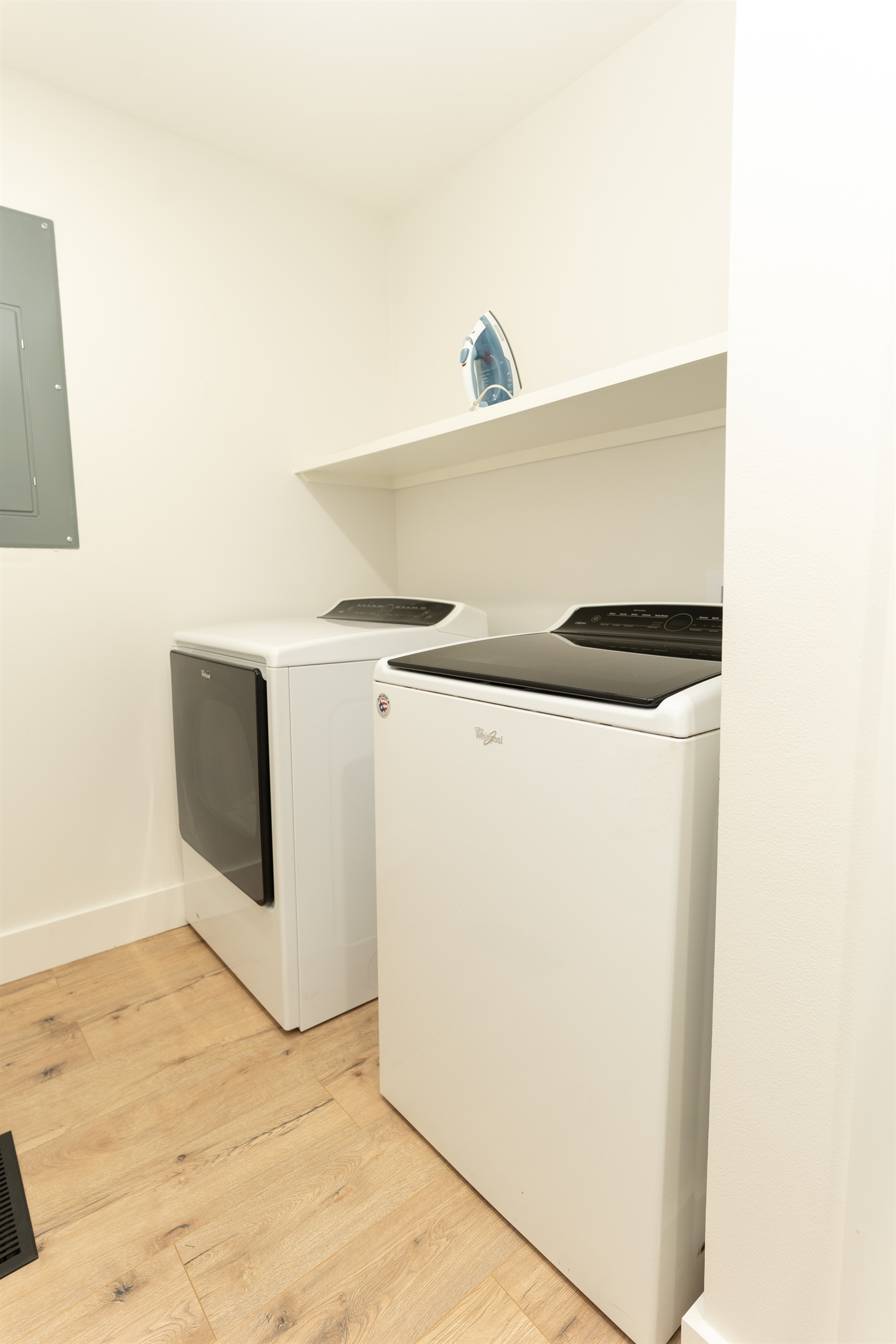 Comeback Laundry Room