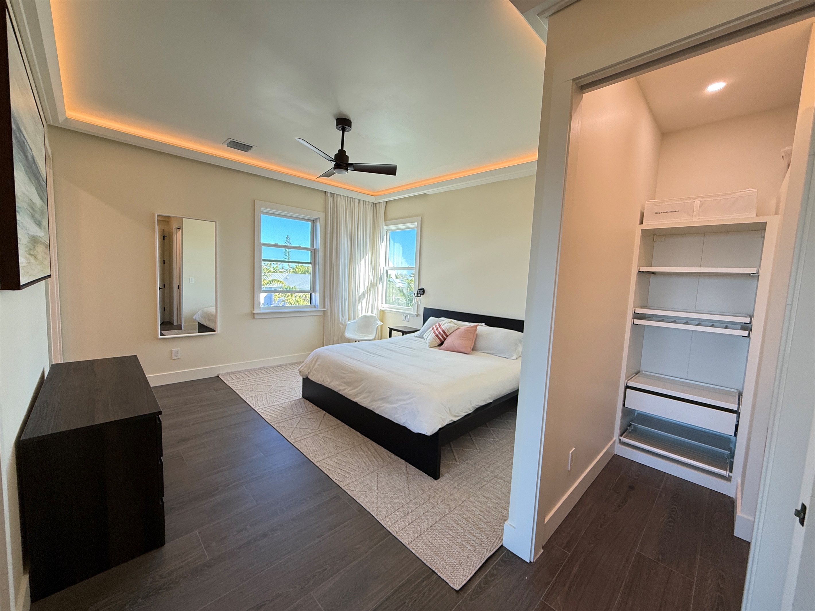 Primary king suite