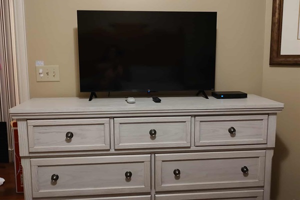 Plenty of dresser storage in the guest bedroom. Plus a new Smart TV was added on 9-7-25.