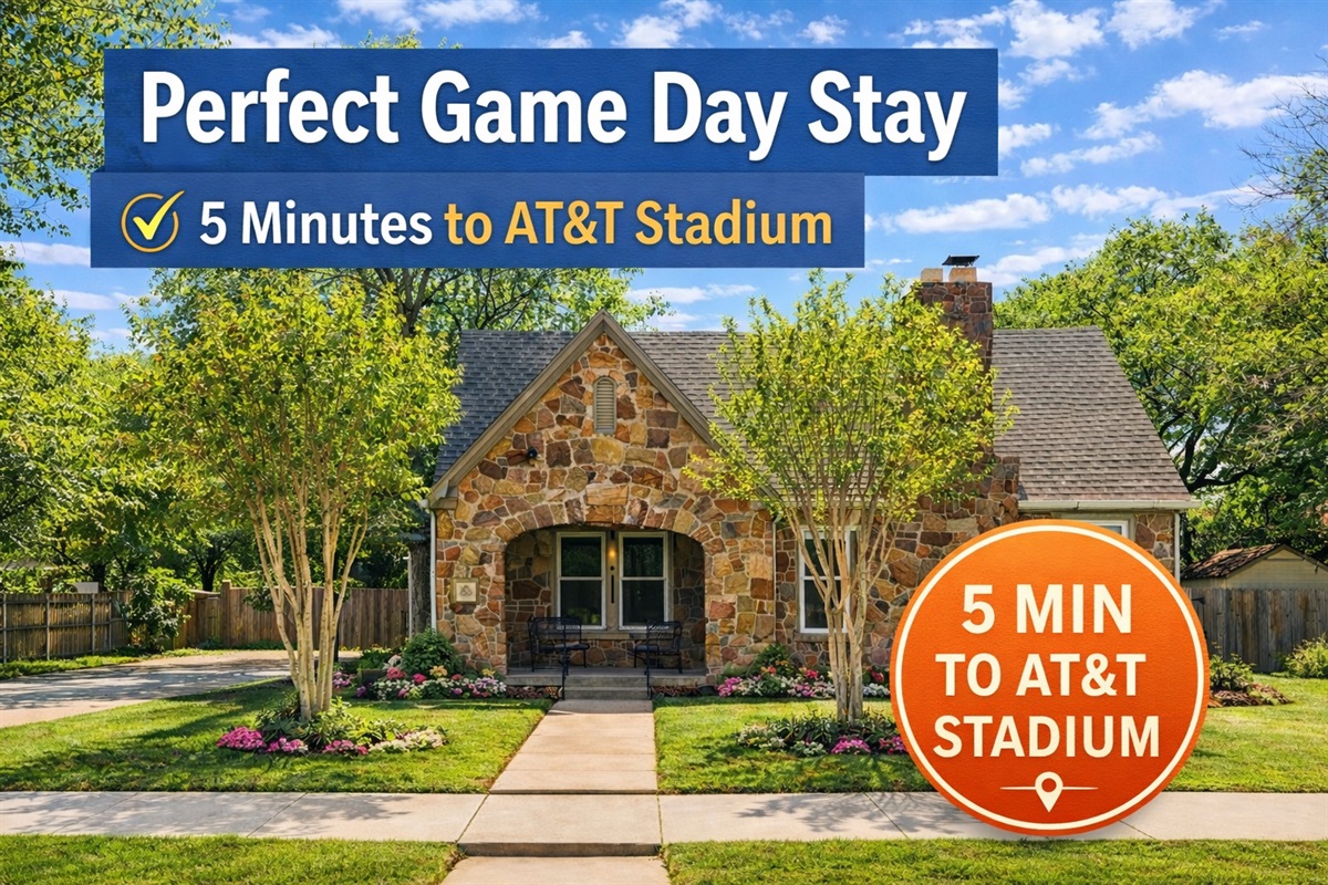 Historic home Airbnb in Downtown Arlington, TX offering a charming stay near local attractions, dining, and entertainment.